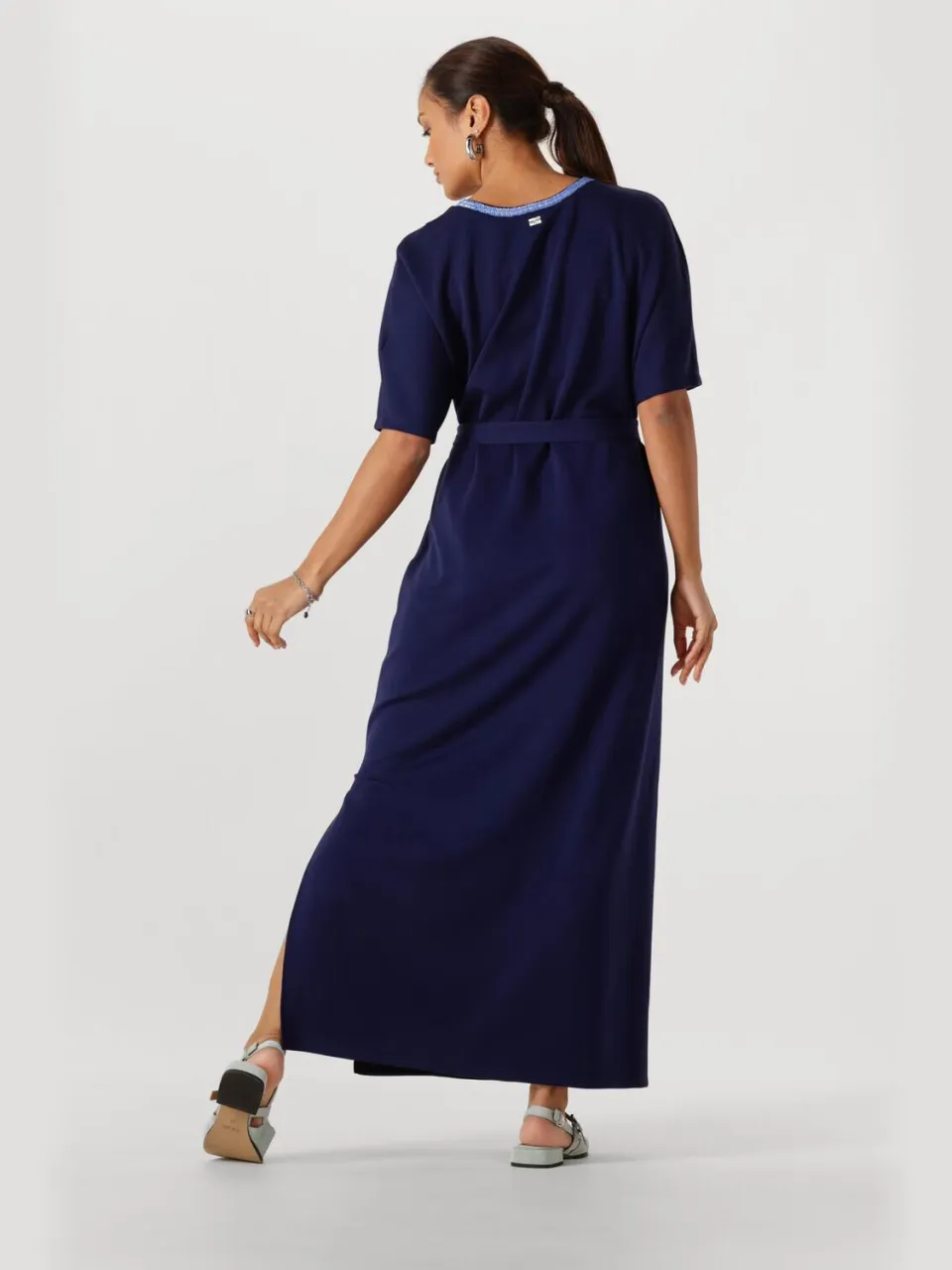 POM Amsterdam Macy midi jurk donkerblauw, foto 3
