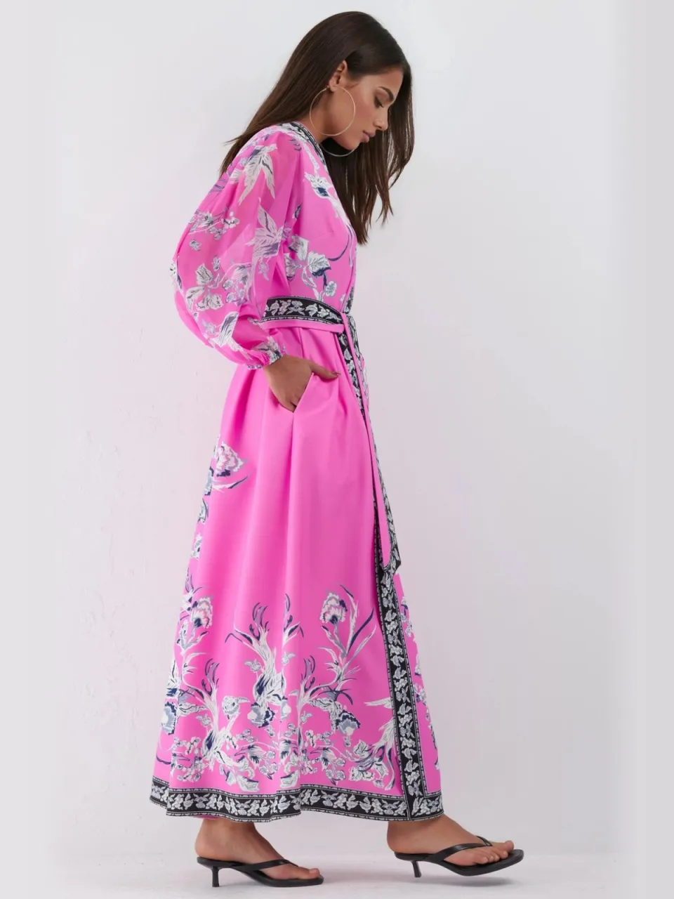 MSN Collection Bloemen V-hals Maxi Wikkeljurk met Ceintuur veelkleurig, foto 2