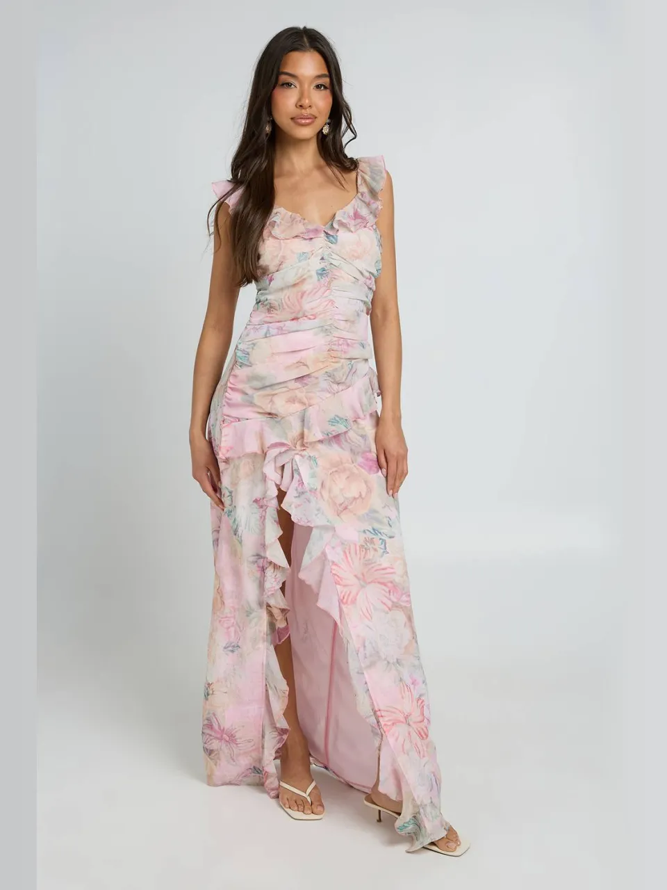 boohoo Dames Chiffon Bloemenprint Gerimpelde Taille Ruche Detail Maxi Jurk perzik, foto 3