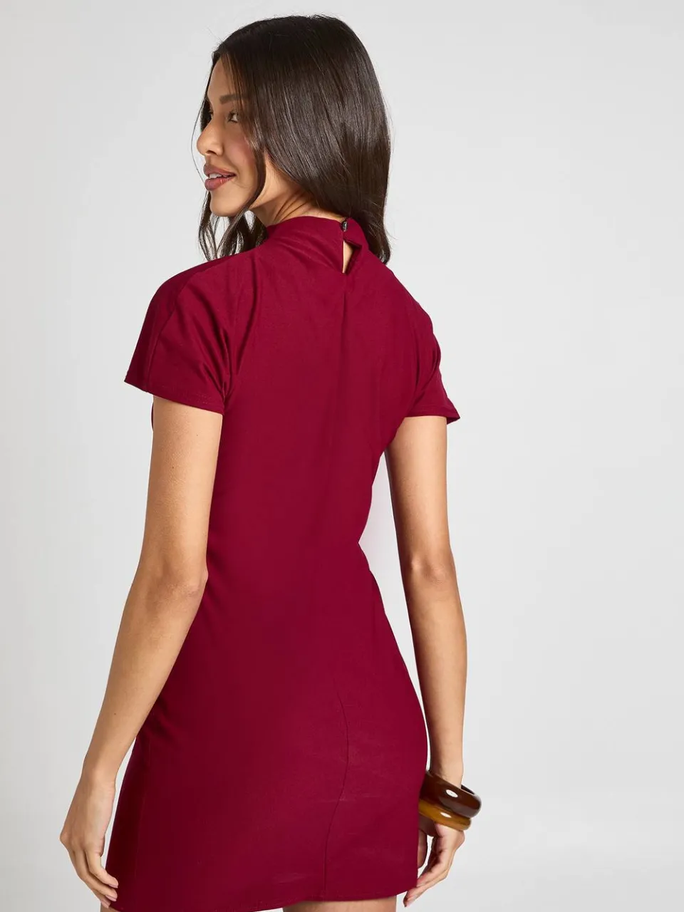 boohoo Dames Mini-jurk Met Aangeknipte Hals, Drapering En Gecincheerde Taille bordeaux rood, foto 3