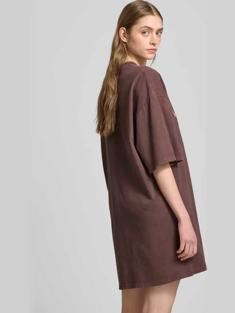 REVIEW Oversized t-shirtjurk in minilengte donkerbruin, foto 3