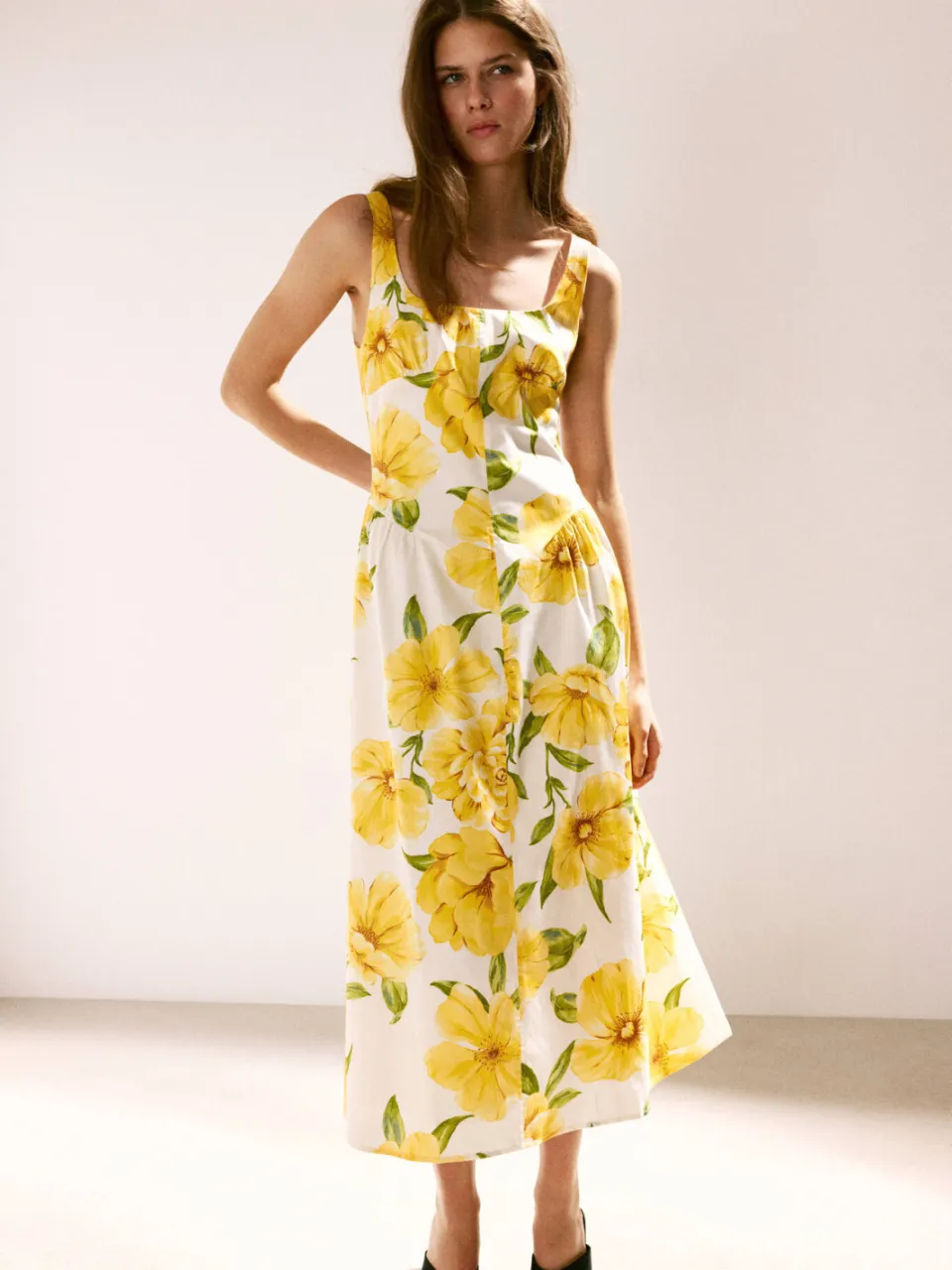 Mango gebloemde midi jurk - geel geel / wit / groen