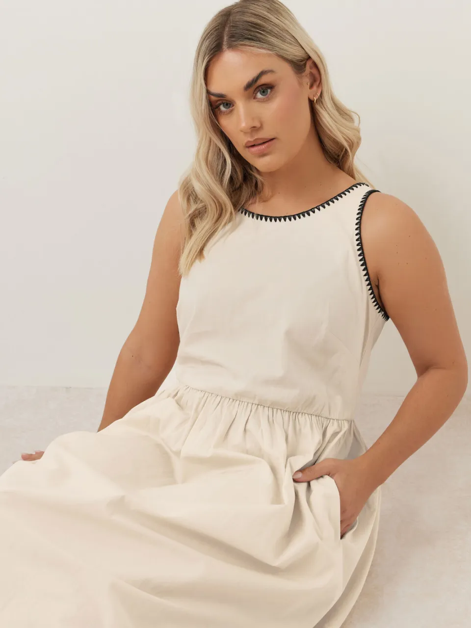 Yours Midi Jurk Met Contrasterende Stiksels En Zakken In Beige-60, foto 5