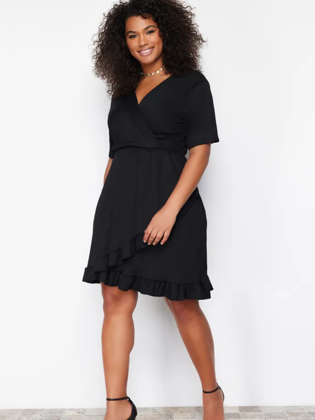 Trendyol Curve Dames Zwart Effen Kort / Mini Kort Casual Skater Grote maten Jurk