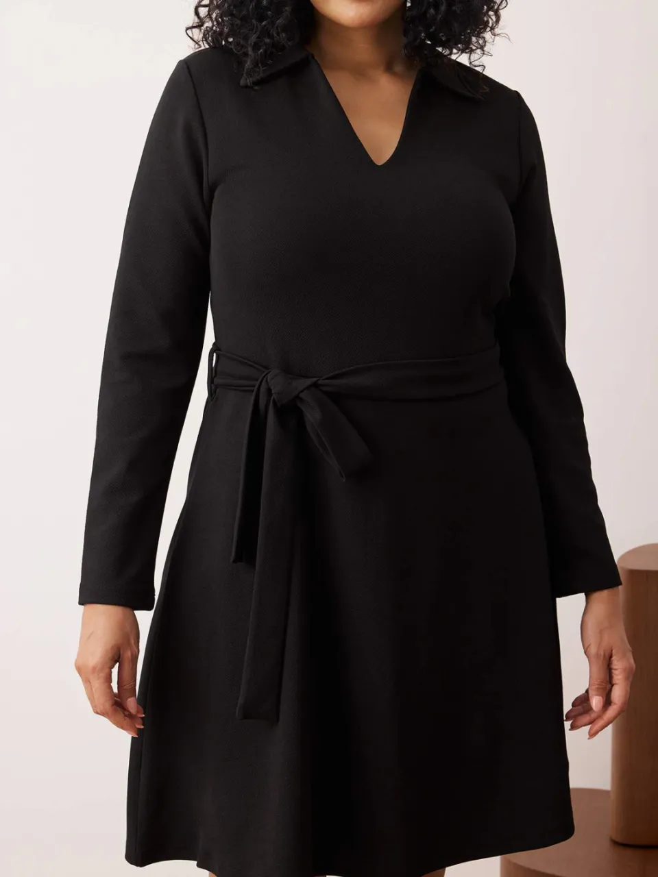 Trendyol Curve Dames Zwart Effen Kort / Mini Lang Casual A-lijn Grote maten Jurk, foto 2