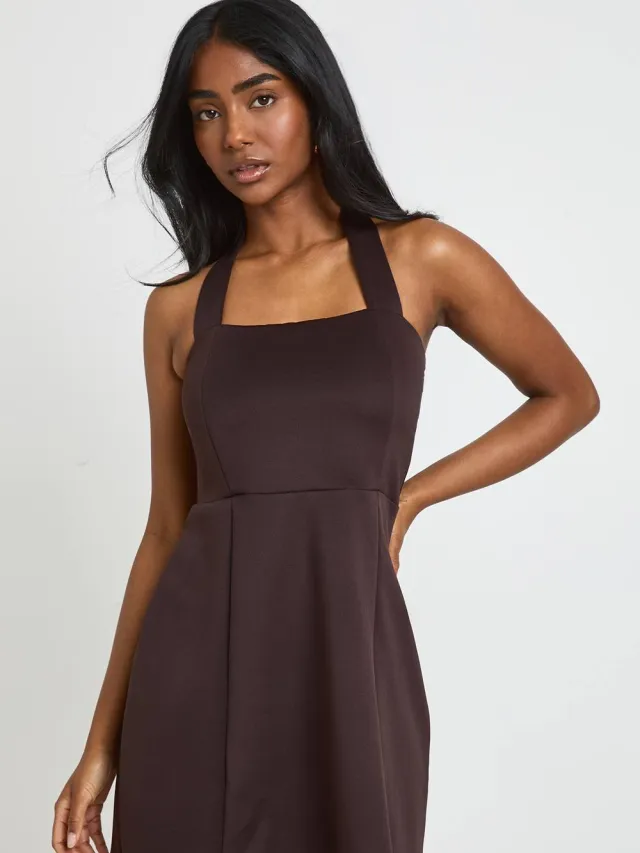 boohoo Dames Vierkante Halter Skater Jurk Chocoladebruin