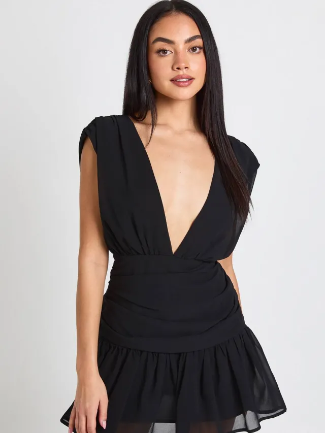 boohoo Dames Chiffon Mini Jurk met Gerimpelde Details en Diepe V-hals Zwart