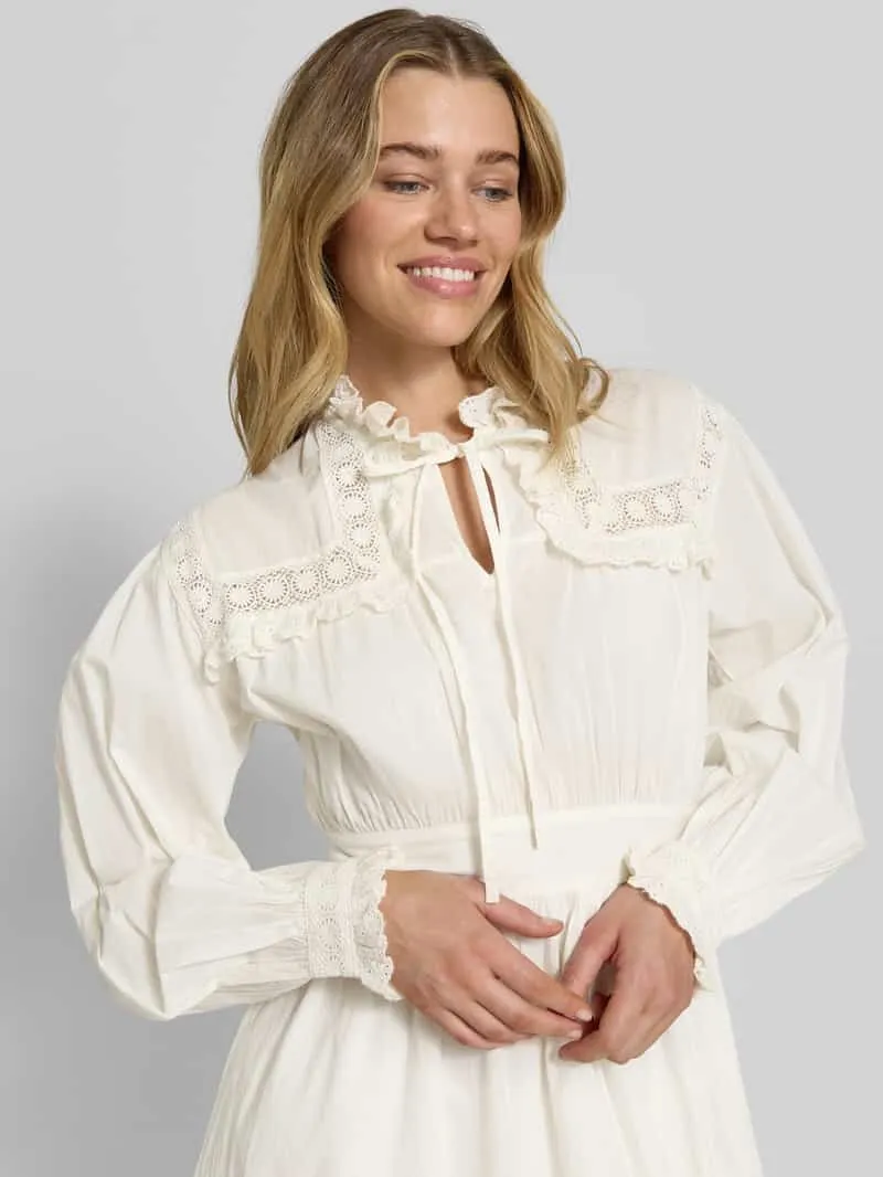 MbyM Knie-lange jurk met ruches model 'Gilara' wit, foto 5