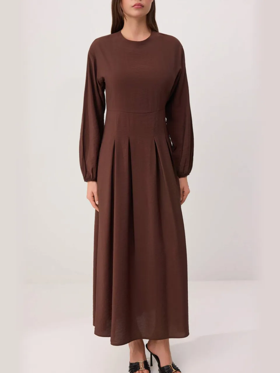 Trendyol Modest Dames Bruin Effen Maxi Lang Skater Modest Jurken, foto 2