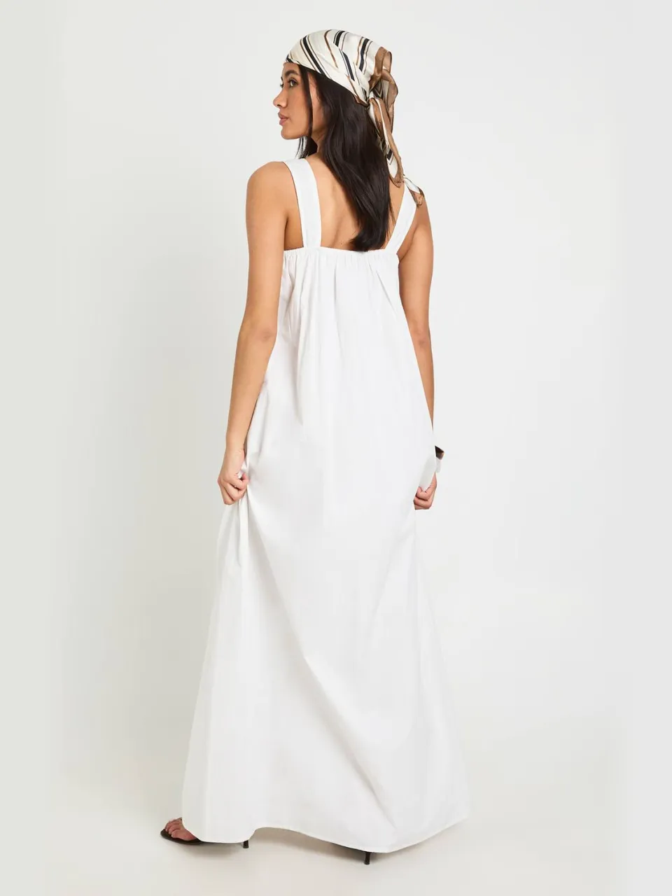 boohoo Dames Maxi Smock Jurk Met Strikdetail Vooraan wit, foto 2