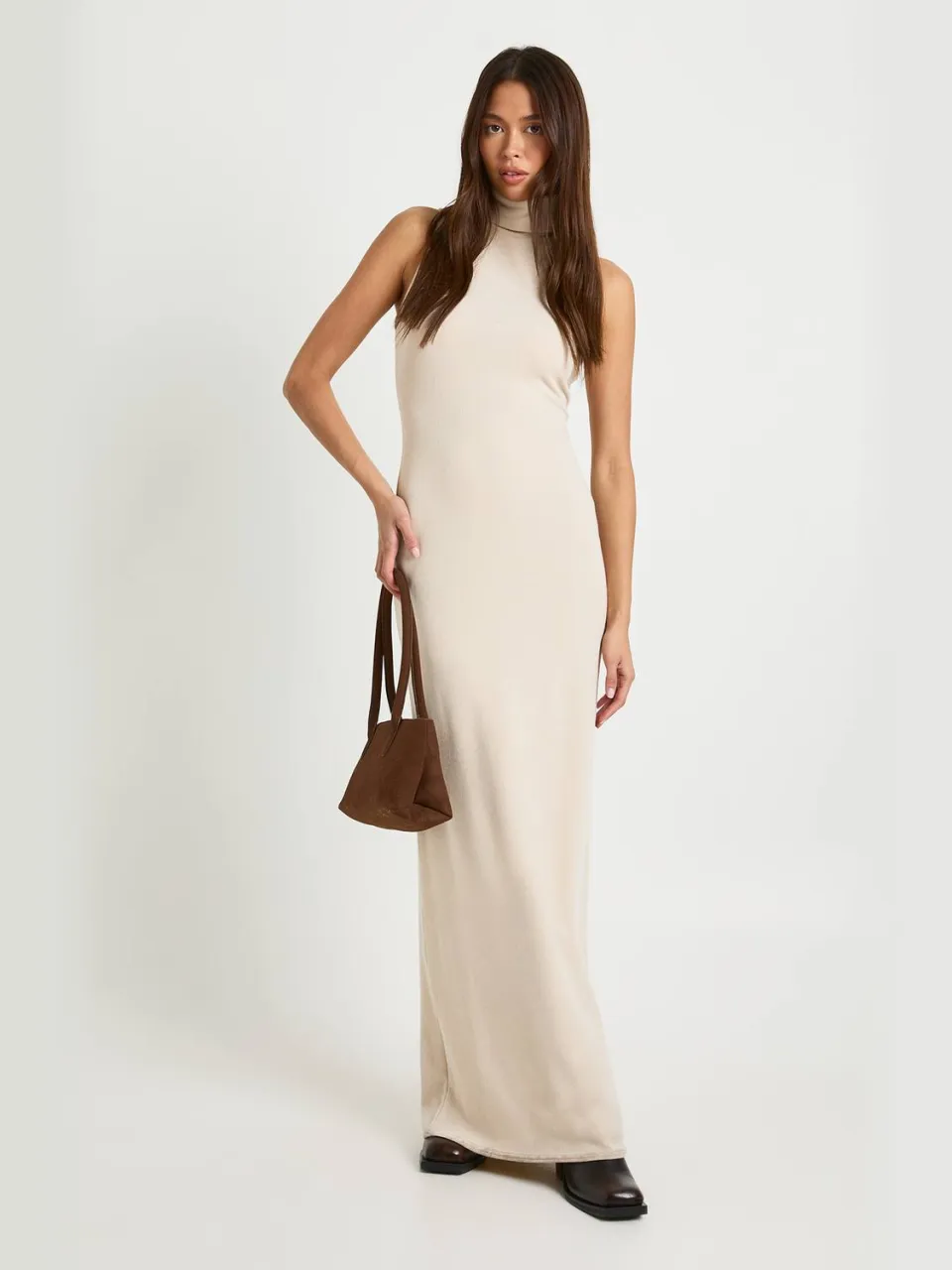 boohoo Dames Geribde mouwloze maxi jurk met hoge hals Beige