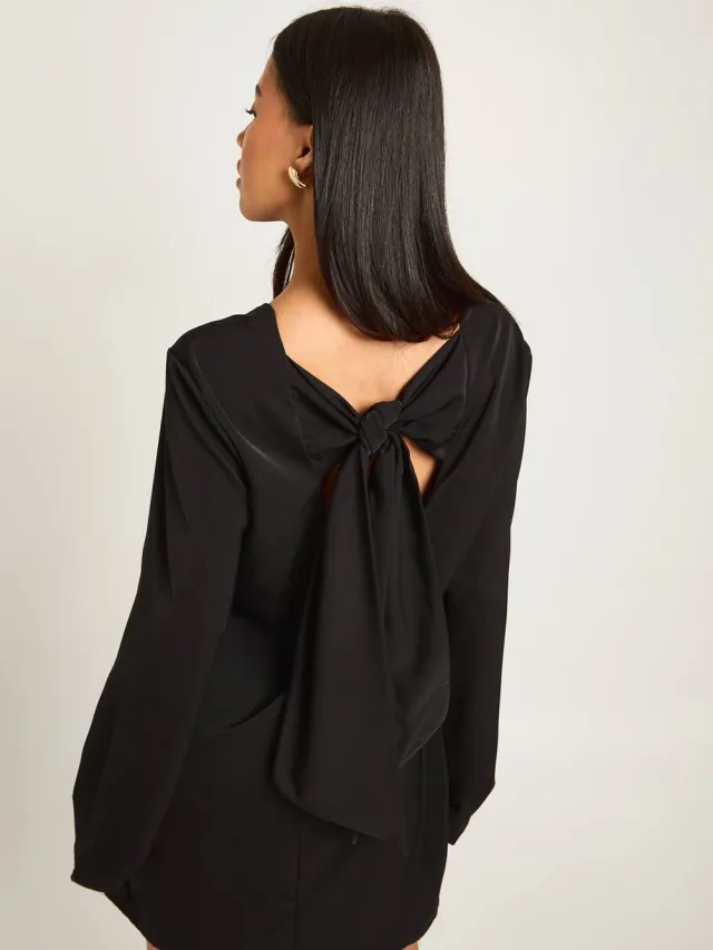 boohoo Dames Kleine strikdetail open rug mini-jurk zwart, foto 3