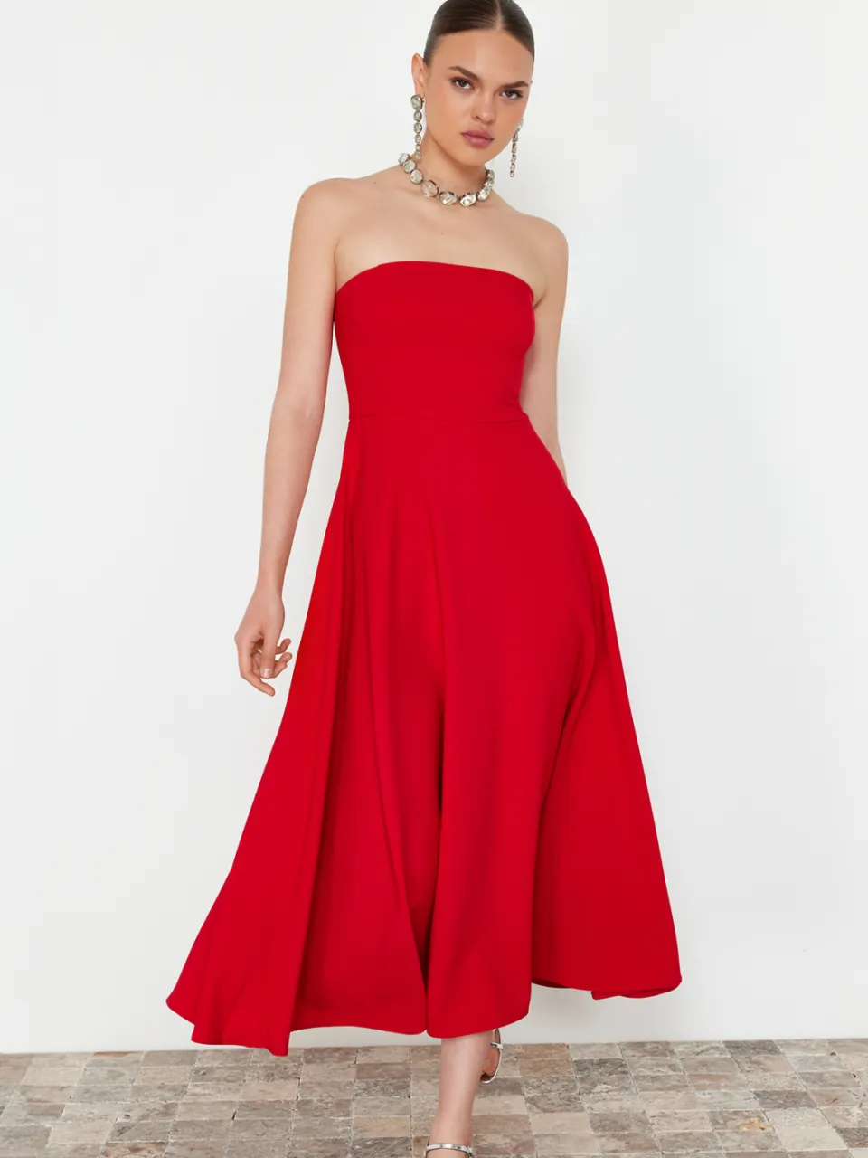 Trendyol TRENDYOLMİLLA Dames Rood Effen Midi Mouwloos Stijlvol/Avond Skater Jurken, foto 2