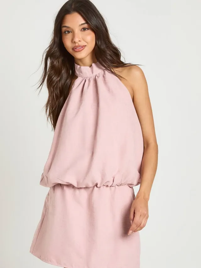 boohoo Dames Getextureerde Halternek Blouson Mini Jurk Stoffig Roze