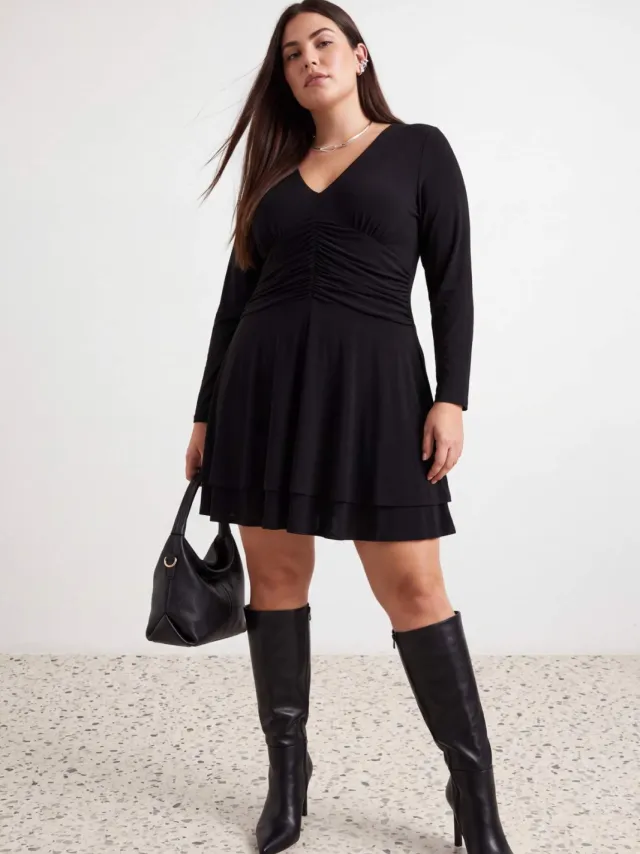 Trendyol Curve Dames Zwart Effen Kort / Mini Lang Skater Grote maten Jurk, foto 2