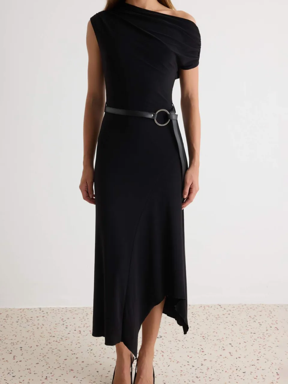 Trendyol TRENDYOLMİLLA Dames Zwart Effen Maxi Mouwloos Asymmetrisch Jurken, foto 2