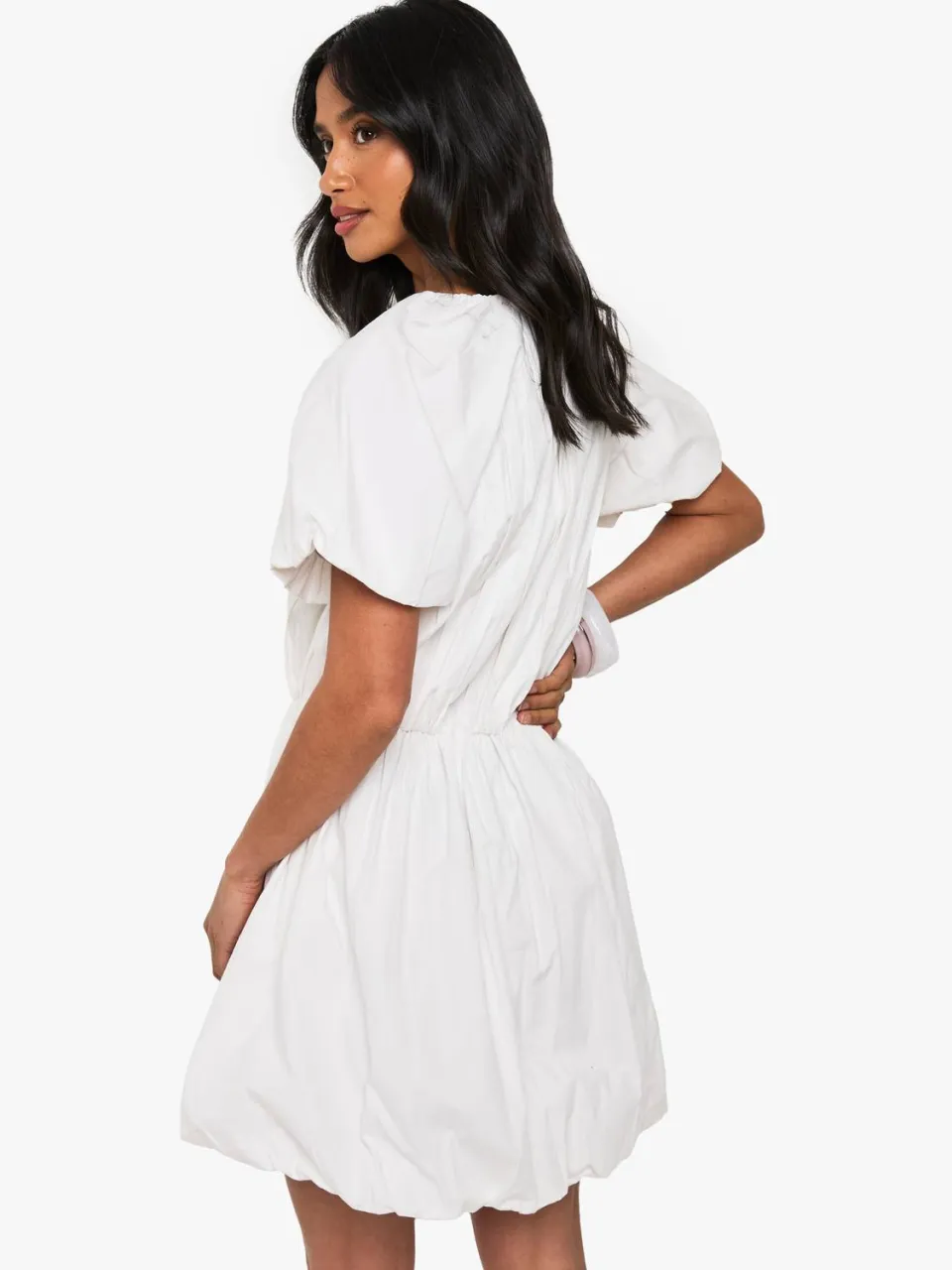 boohoo Dames Petite V-hals Extreme Pofmouw Mini Skaterjurk wit, foto 3