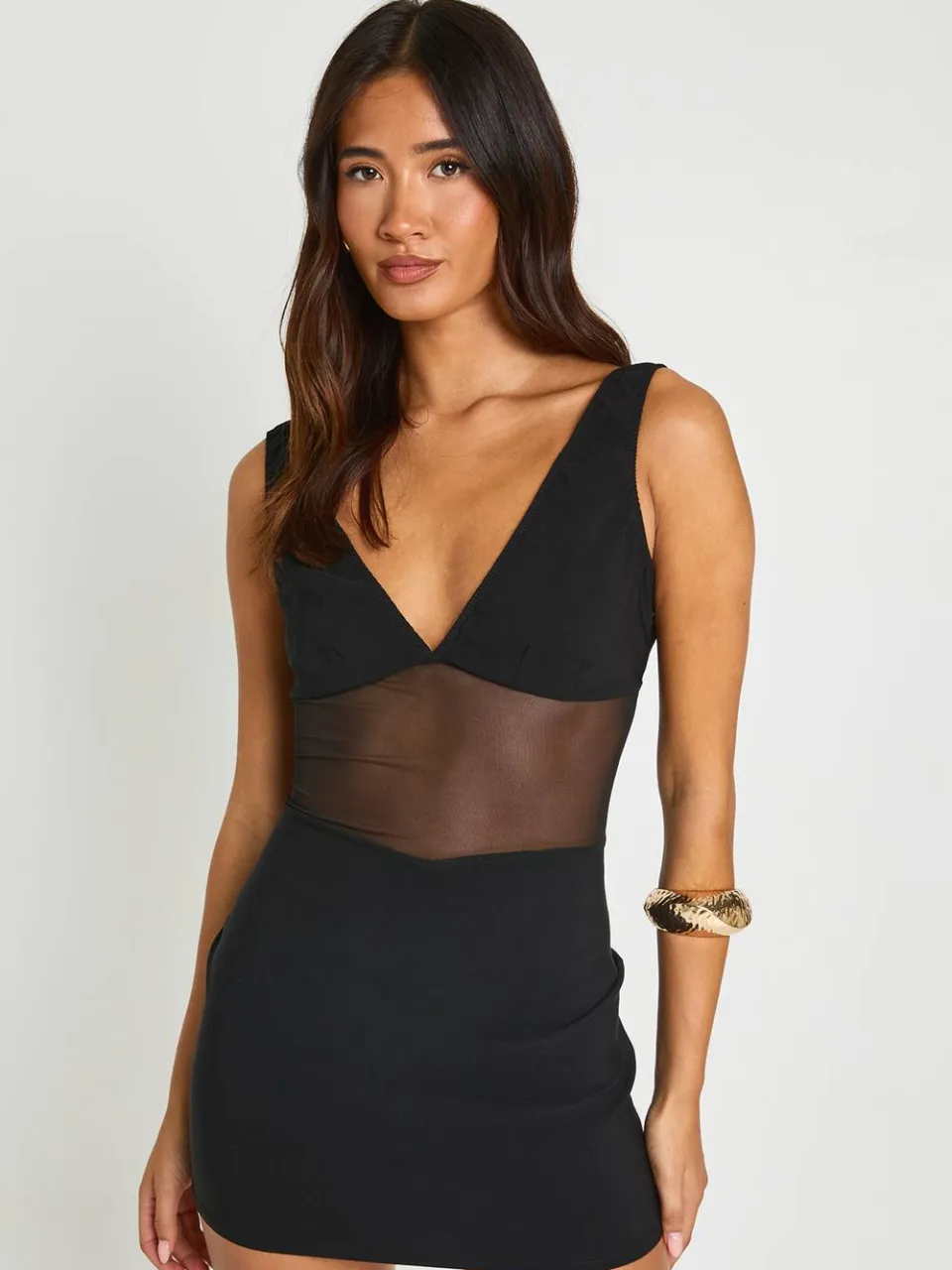 boohoo Dames Bengaline Mini-jurk Met Mesh Detail En Diepe V-hals zwart, foto 3