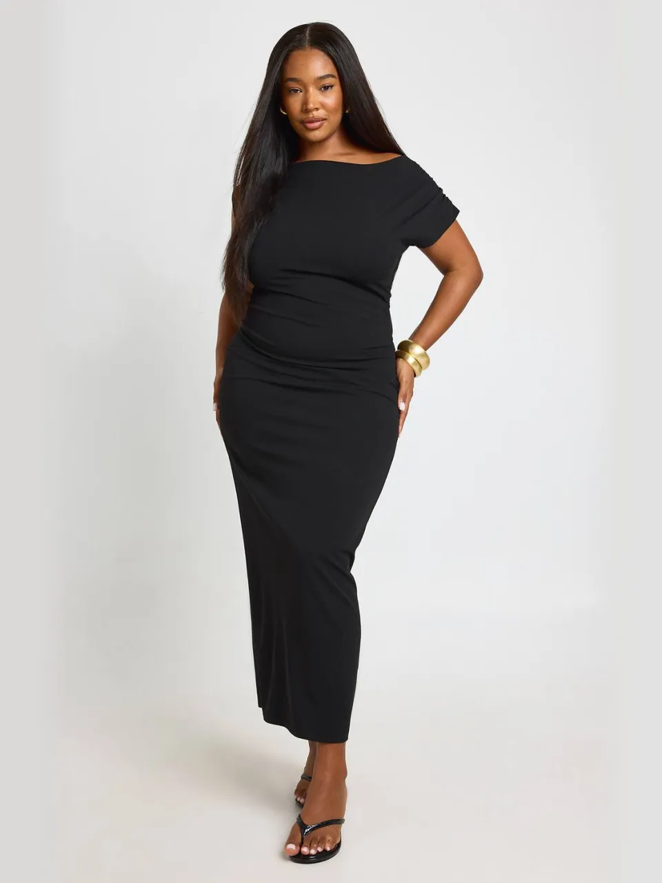boohoo Dames Plus Crepe Asymmetrische Hals Draperie Midi Jurk zwart, foto 2