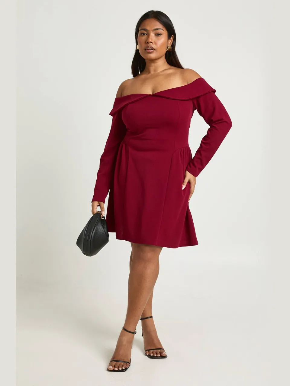 boohoo Dames Plus Bardot Wijde Rok Mini Jurk bordeaux rood, foto 3