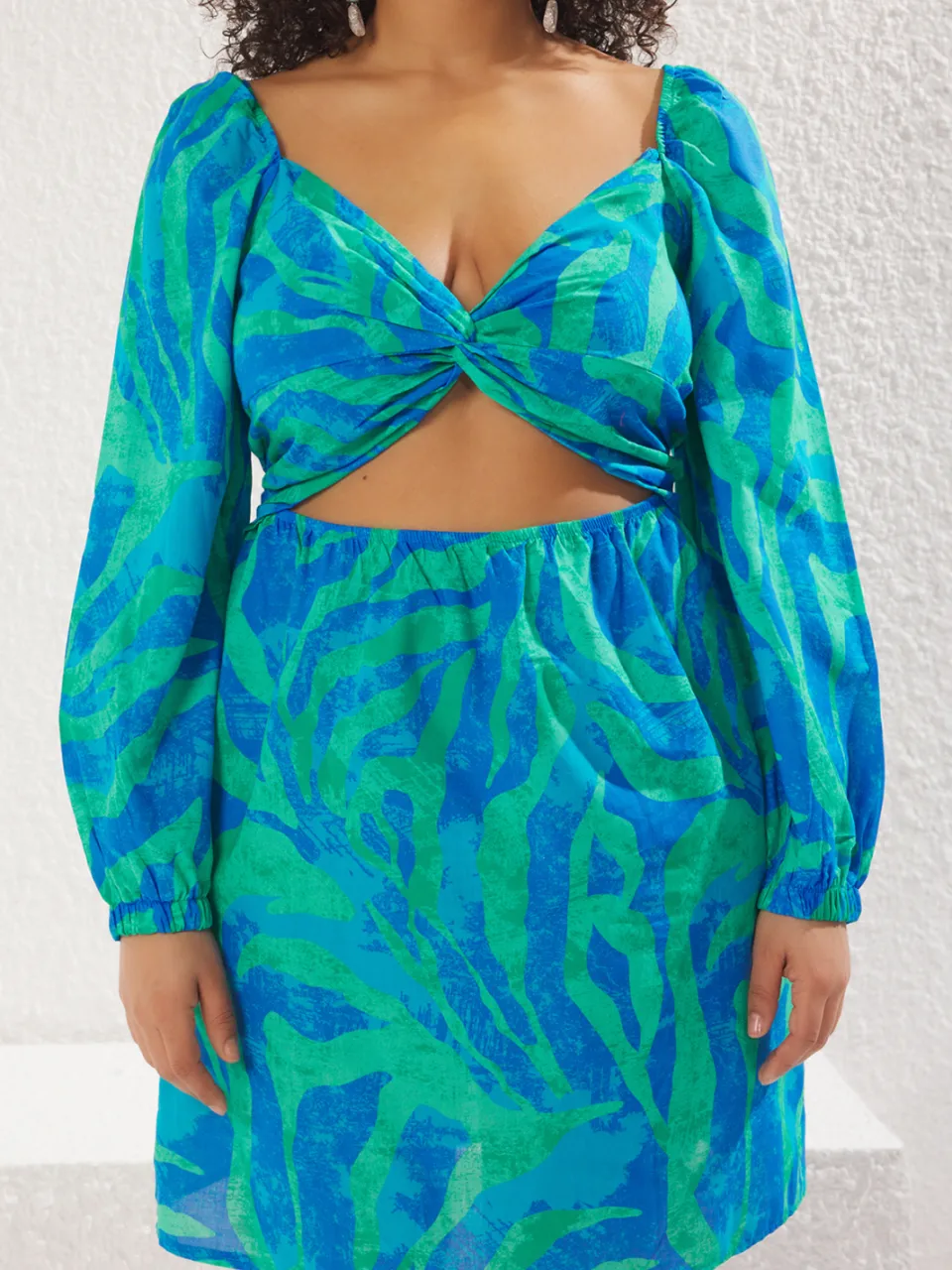 Trendyol Curve Dames Meerkleurig Grafisch Kort / Mini Lang Strandkleding Recht Grote maten Jurk blauw, foto 2