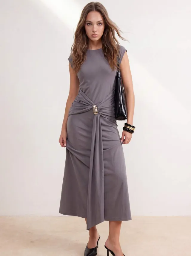 Trendyol TRENDYOLMİLLA Dames Grijs Effen Midi Mouwloos Bodycon Jurken