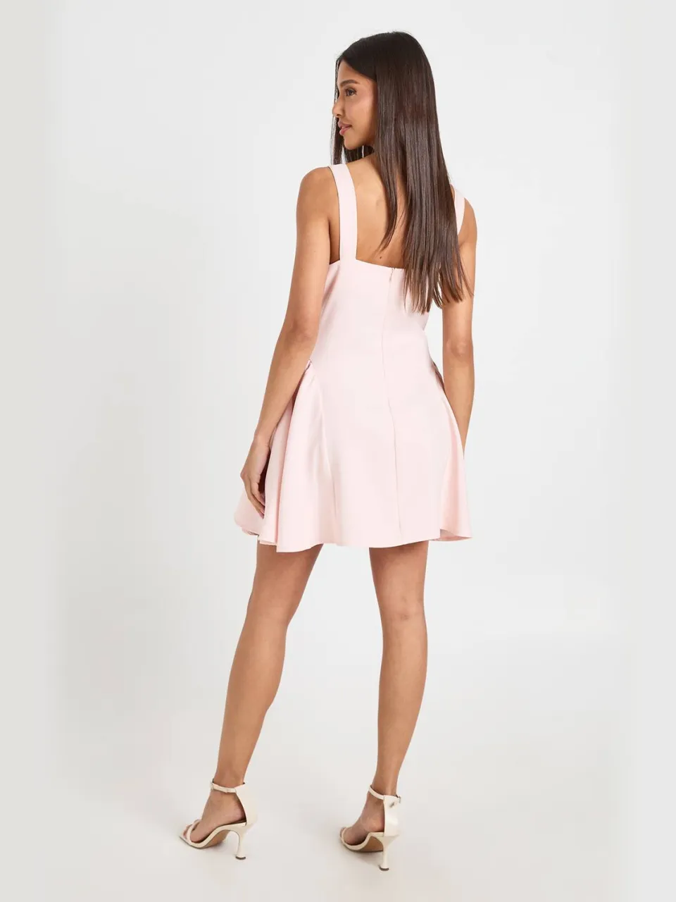 boohoo Dames Mini-jurk Met Vierkante Hals En Volle Rok pastelroze, foto 2