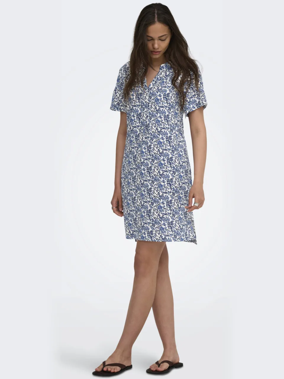 Only korte gebloemde zomerjurk - blauw Blauw/wit