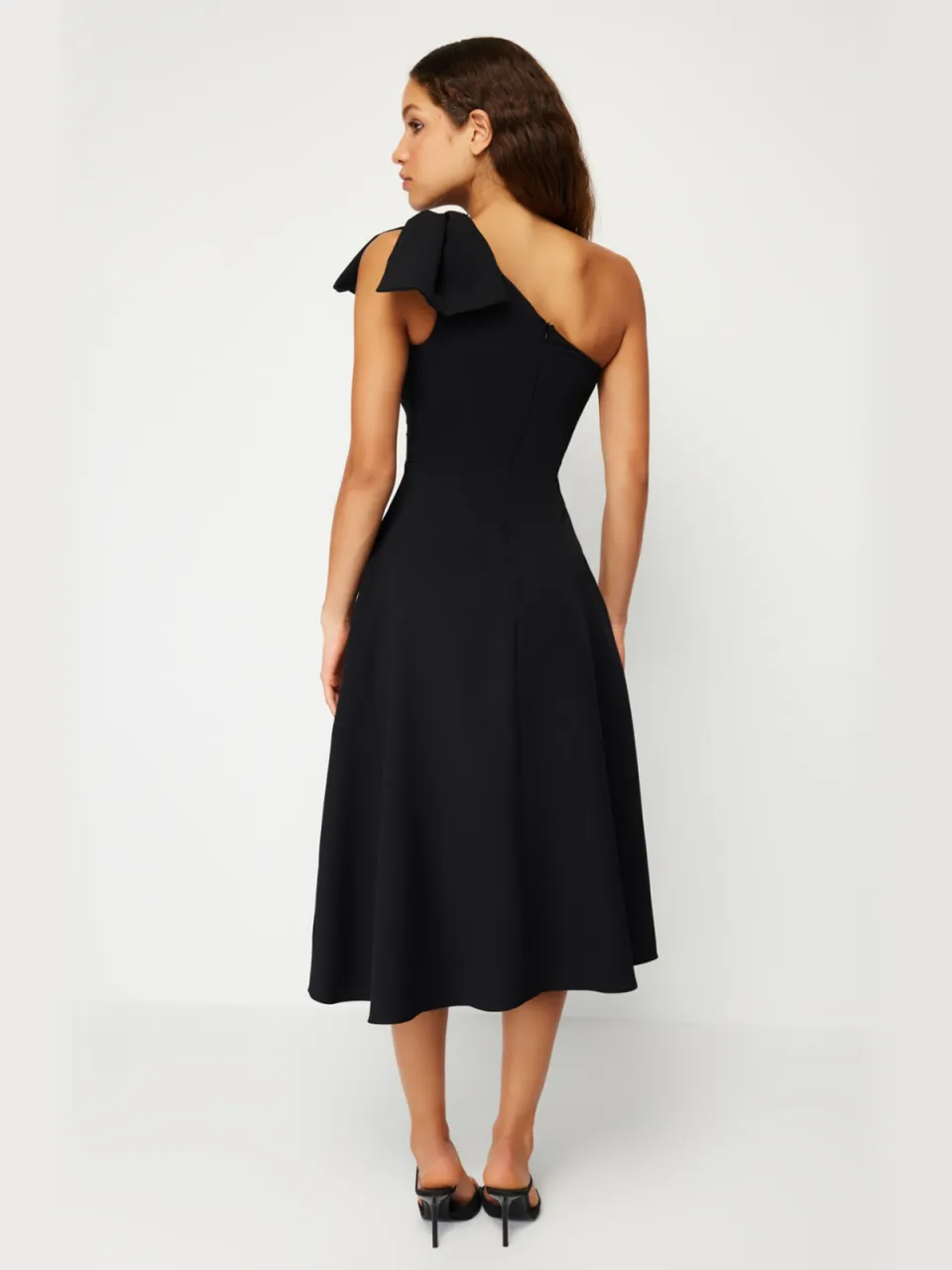 Trendyol TRENDYOLMİLLA Dames Zwart Effen Midi Mouwloos Stijlvol/Avond Skater Jurken
