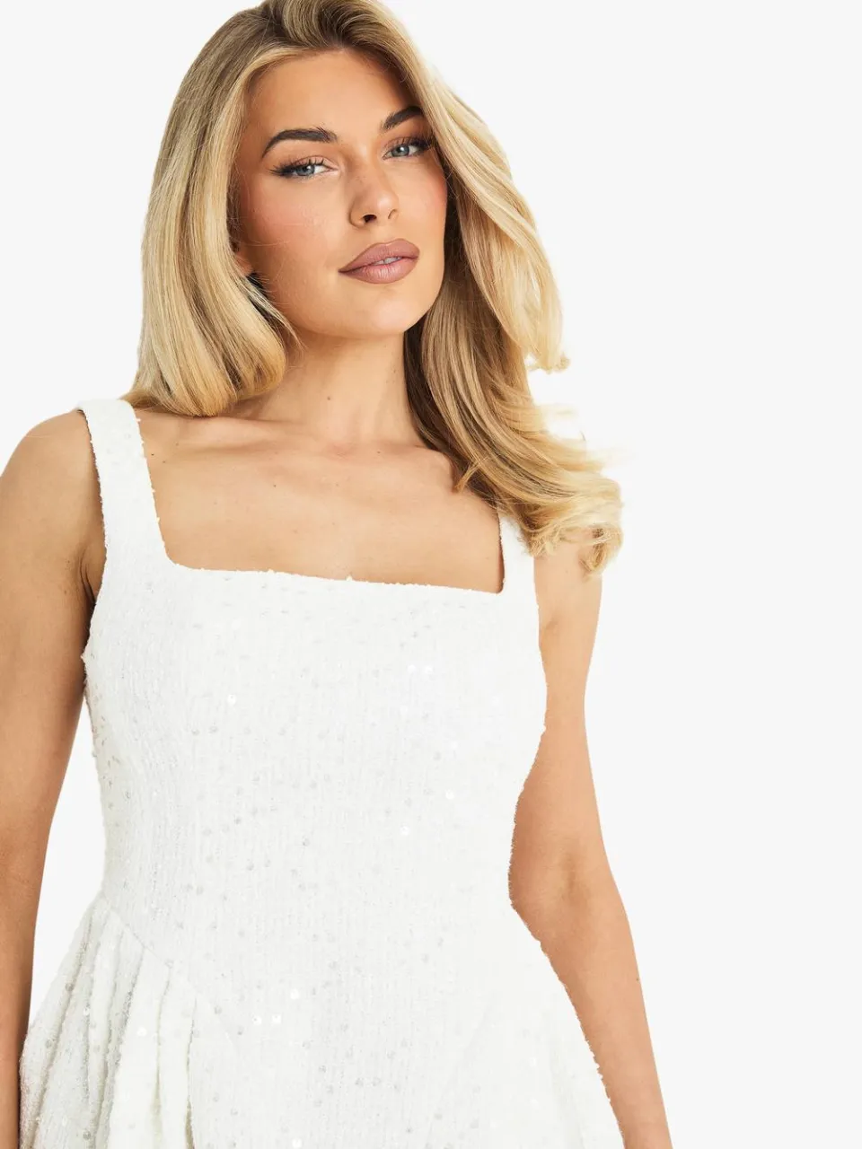 boohoo Dames Premium Pailletten Boucle Skater Mini-Jurk wit, foto 4