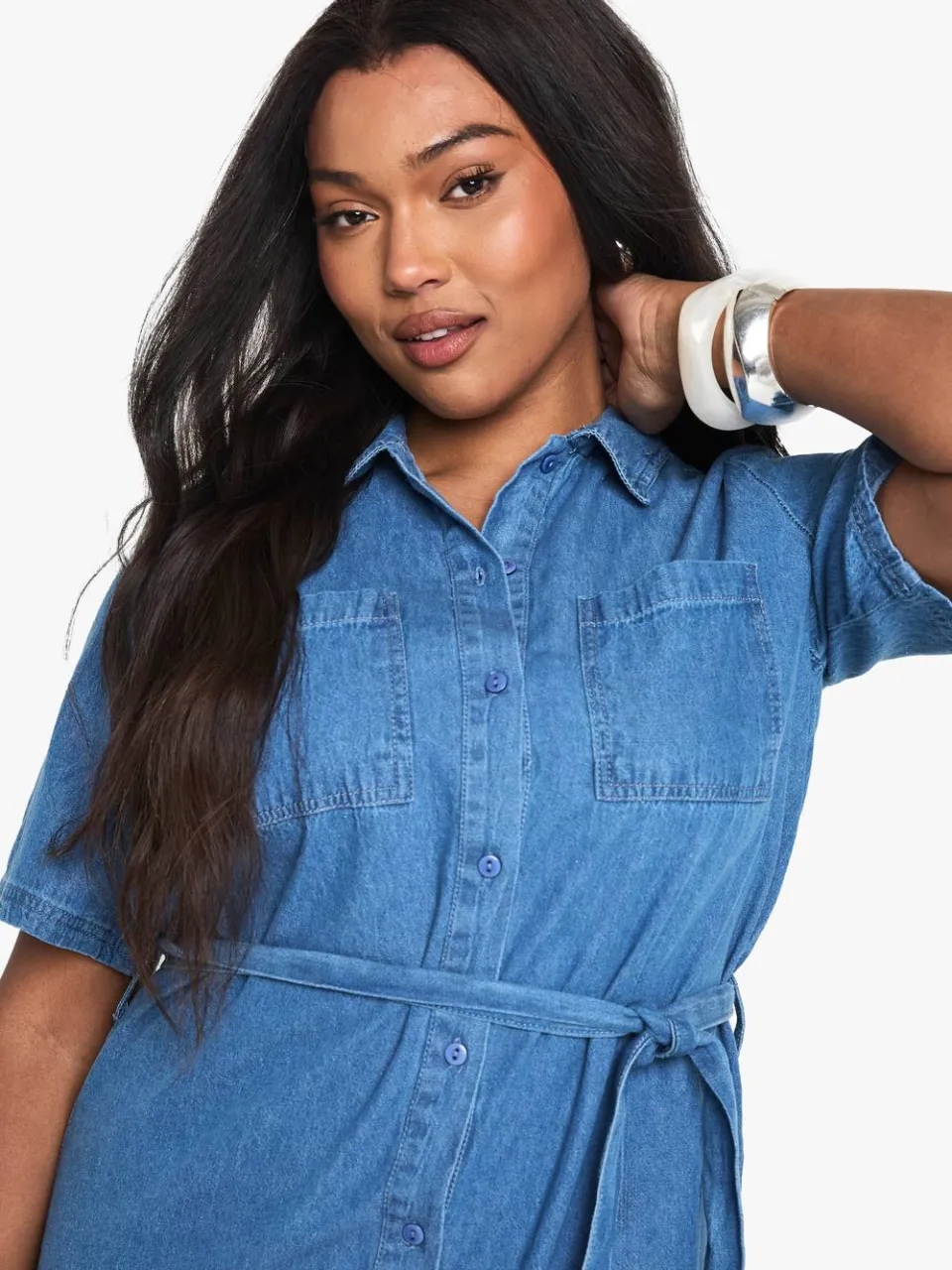boohoo Dames Plus Chambray Denim Jurk met strikriem, foto 4
