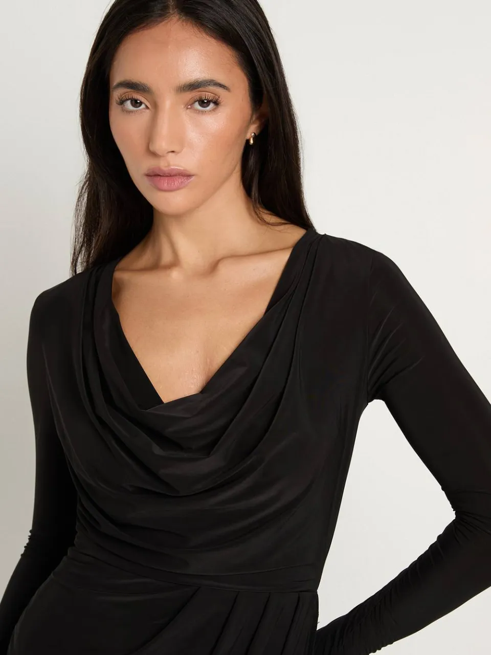 boohoo Dames Slinky Gerimpelde Wikkel Maxi Jurk Met Lange Mouwen zwart, foto 4