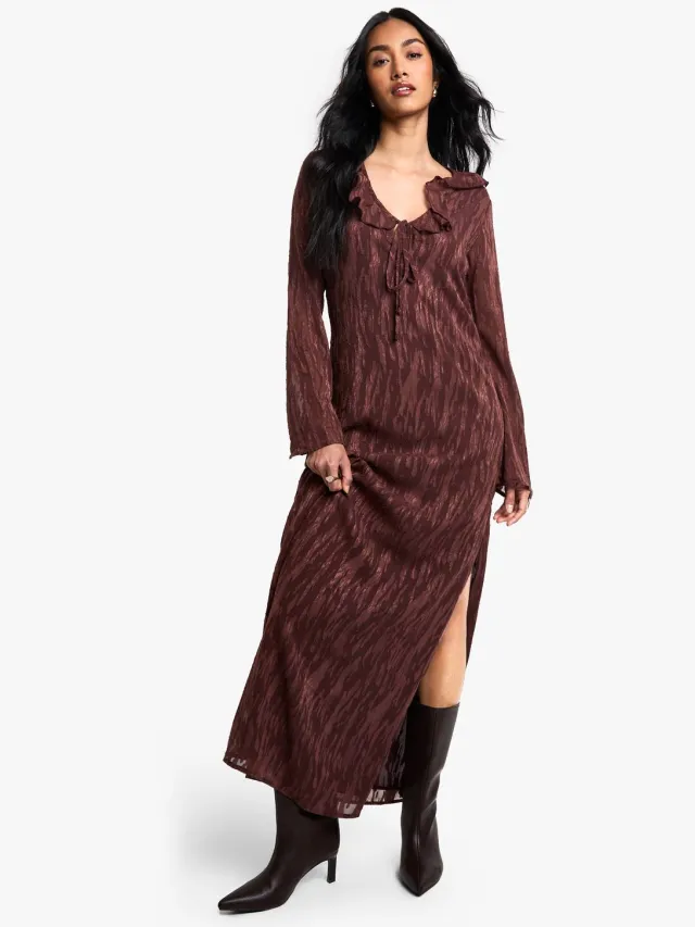 boohoo Dames Jacquard Franje Zijgespleten Maxi Jurk Chocoladebruin