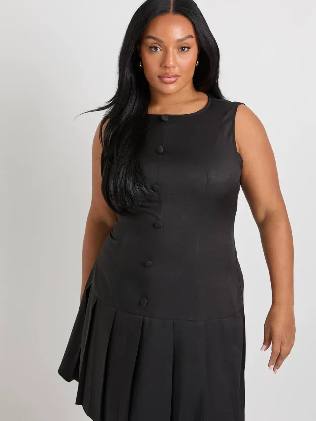 boohoo Dames Plus Geweven Met Knoopsluiting Geplooide Skaterjurk zwart