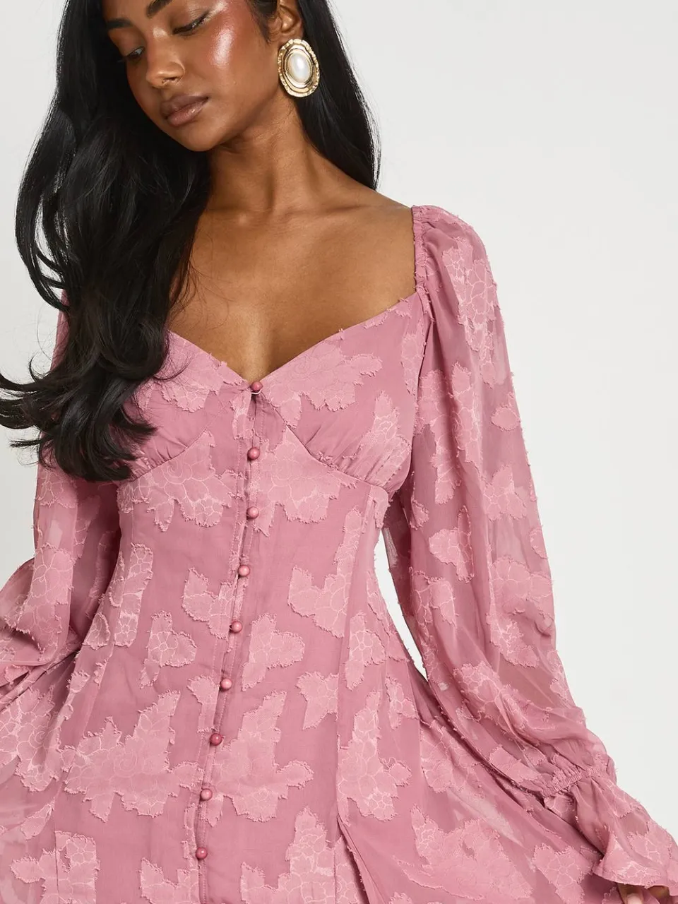 boohoo Dames Burnout Bloemen Godet Zoom Mini Jurk roos, foto 4
