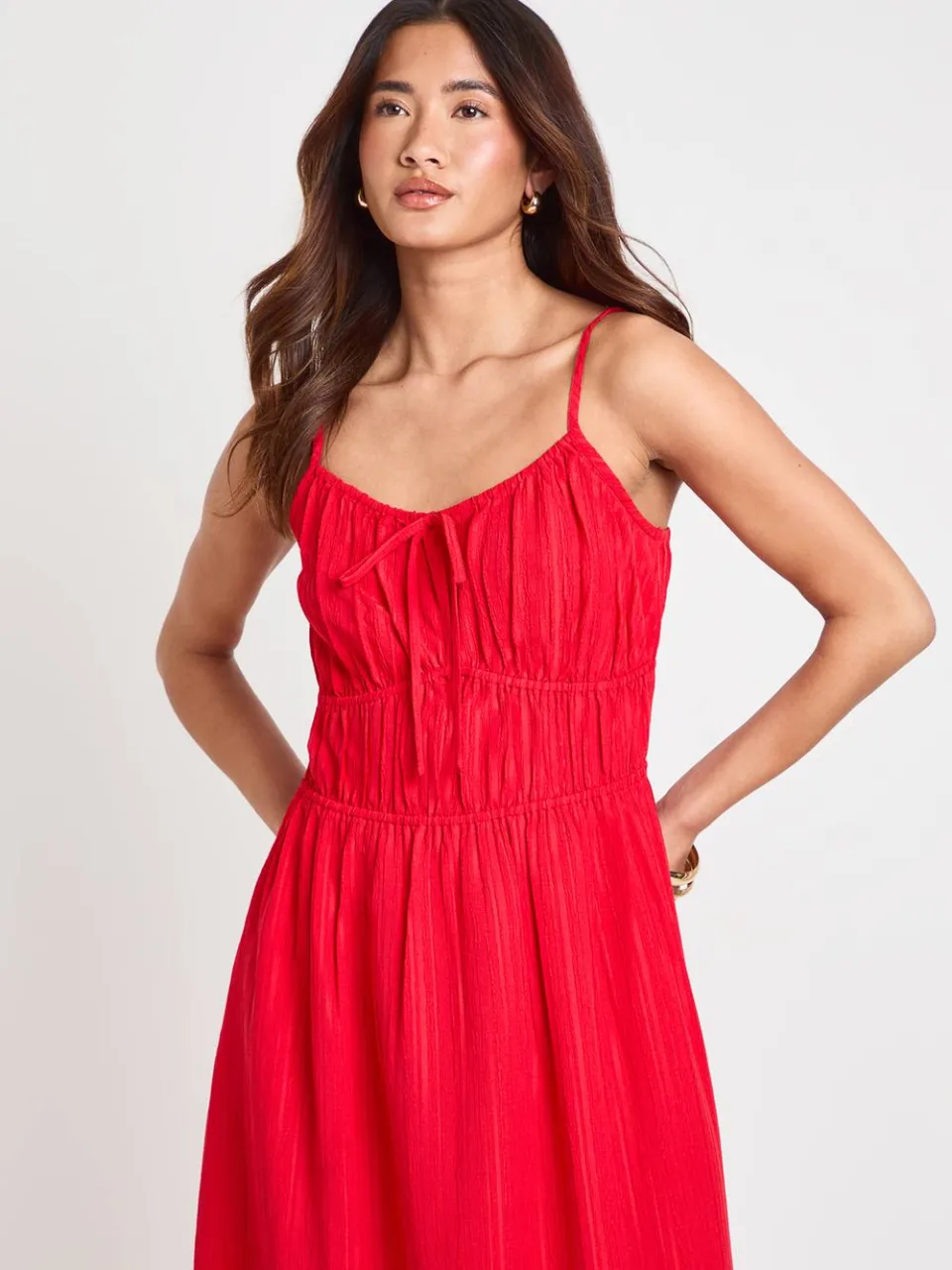 boohoo Dames Gestructureerde Midaxi Jurk Met Gerimpelde Buste rood, foto 3