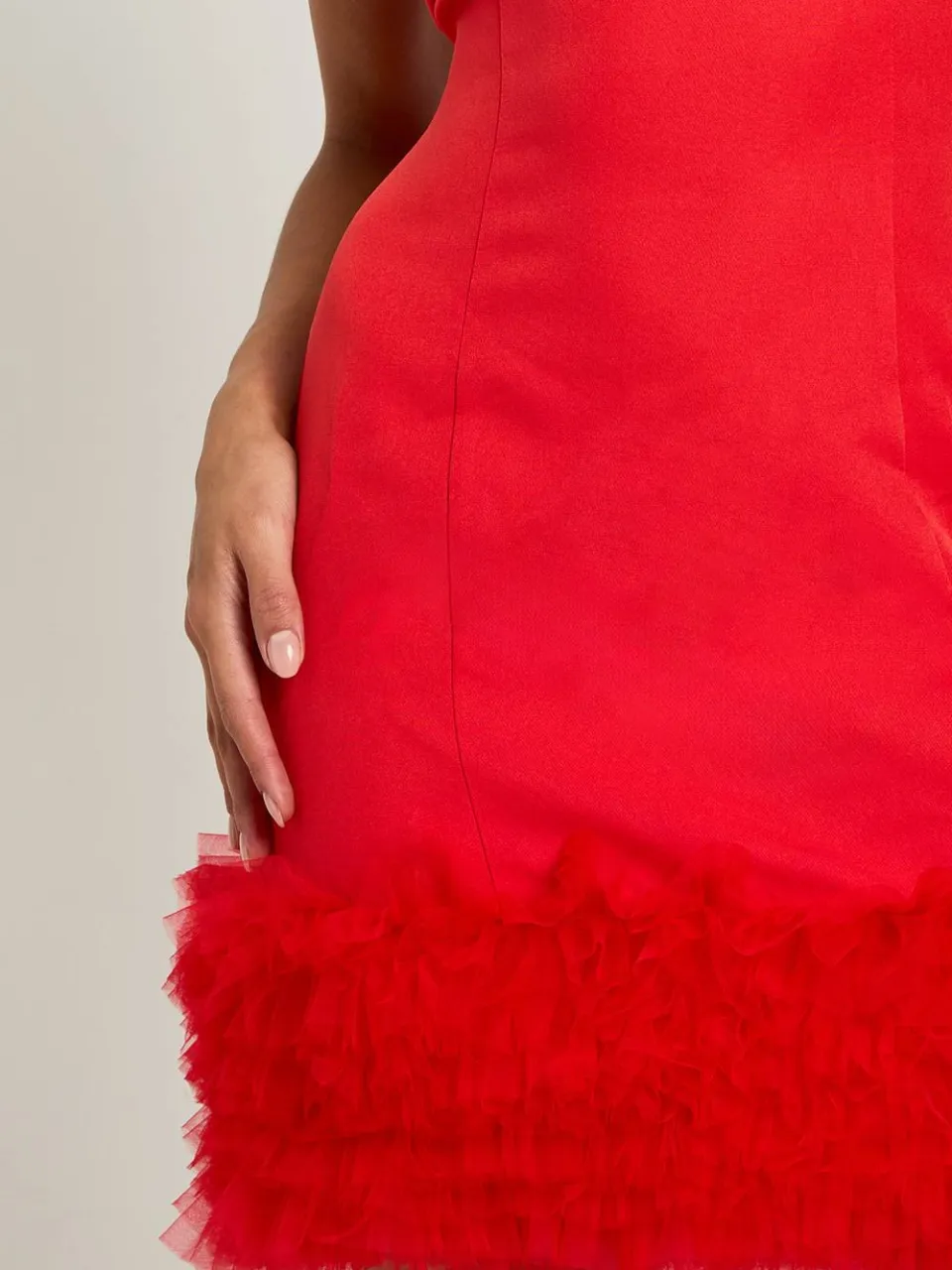 boohoo Dames Mini-jurk met rucheszoom rood, foto 4