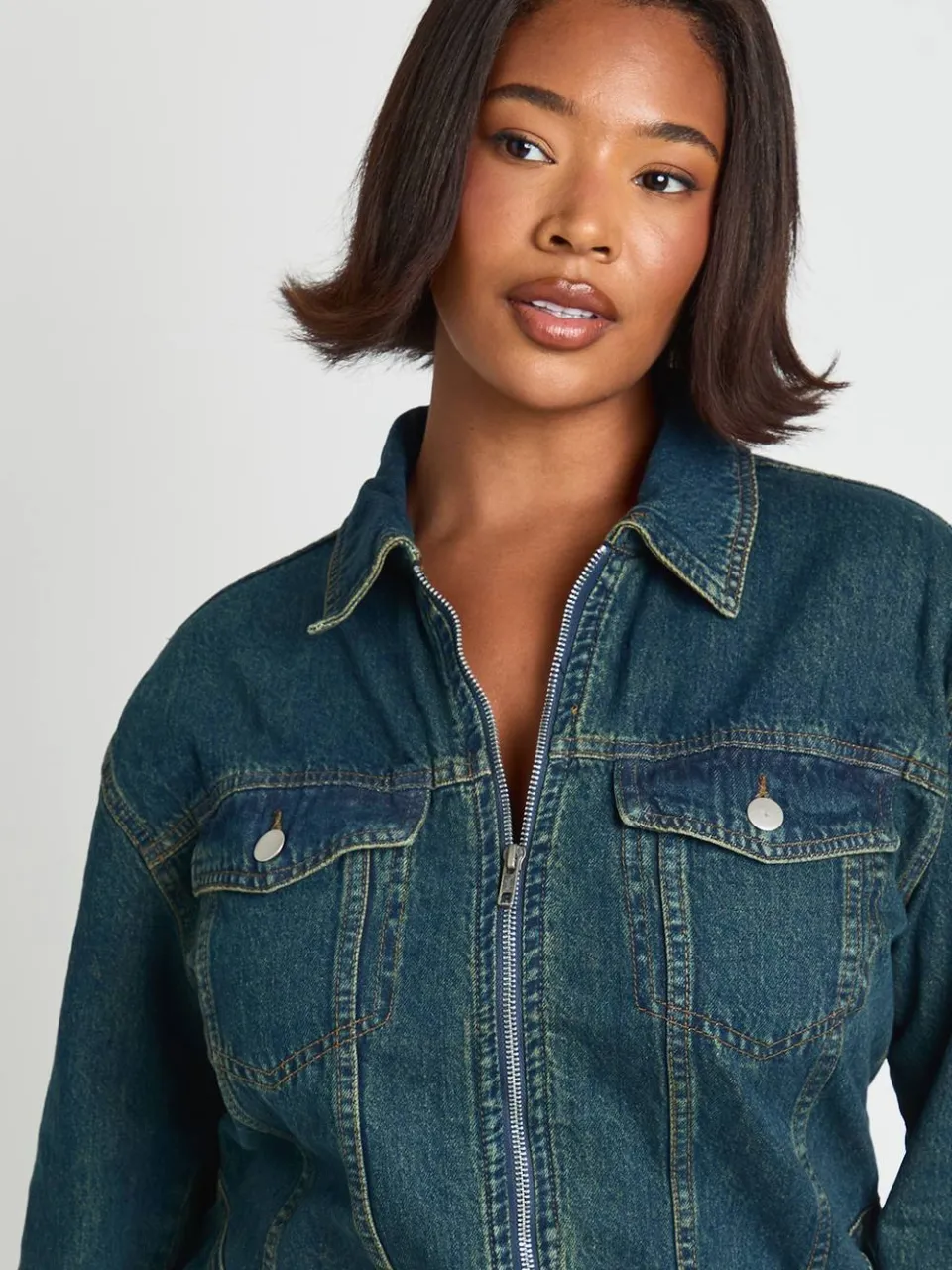 boohoo Dames Plus Denim Zip Up Shift Dress, foto 4