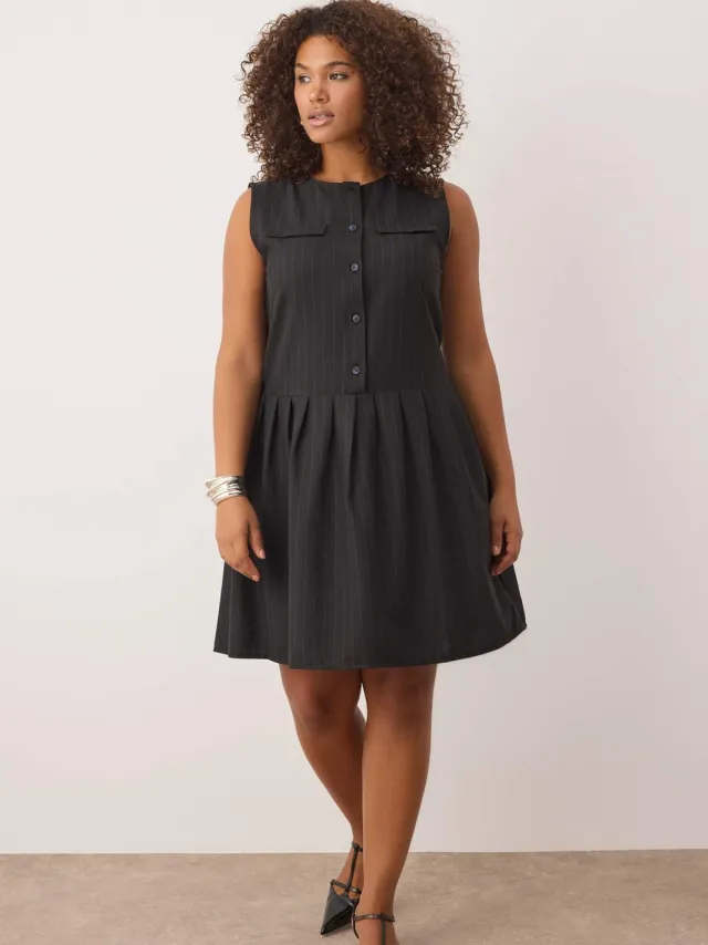 Trendyol Curve Dames Zwart Gestreept Kort / Mini Mouwloos Zakelijk Gilet Grote maten Jurk