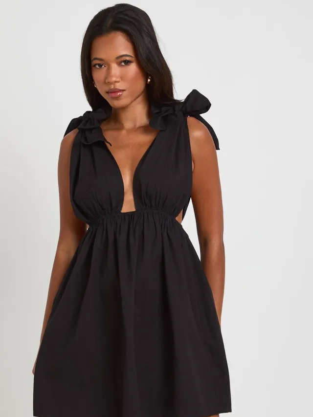 boohoo Dames Katoenen Poplin Mini Skater Jurk Met Strikbandjes Zwart