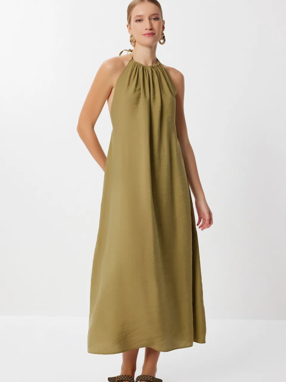 Happiness Istanbul Halterneck Drape Midi-jurk olijfgroen, foto 2