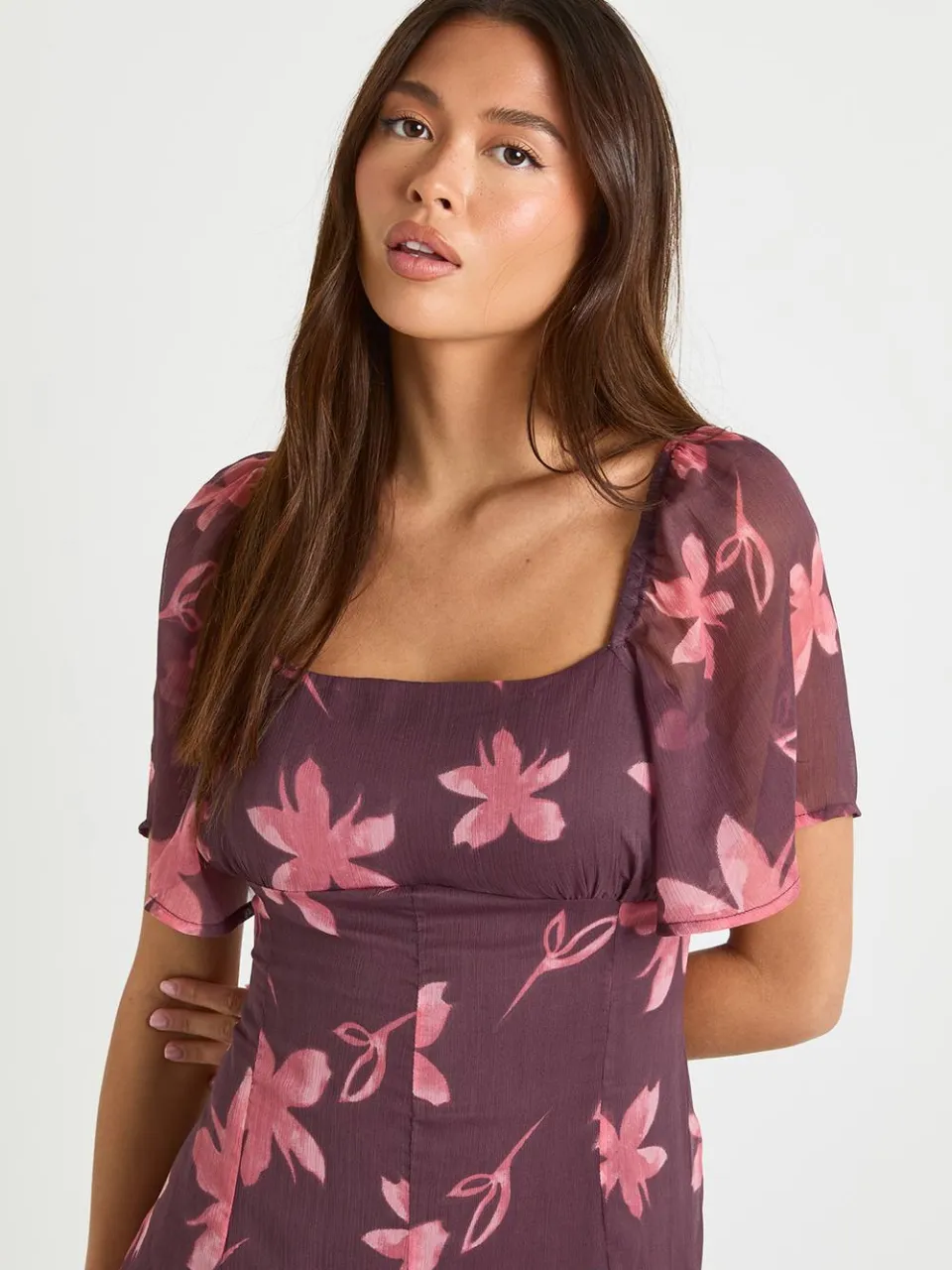 boohoo Dames Bloemrijke Chiffon Skaterjurk met Vierkante Hals bordeaux rood, foto 4