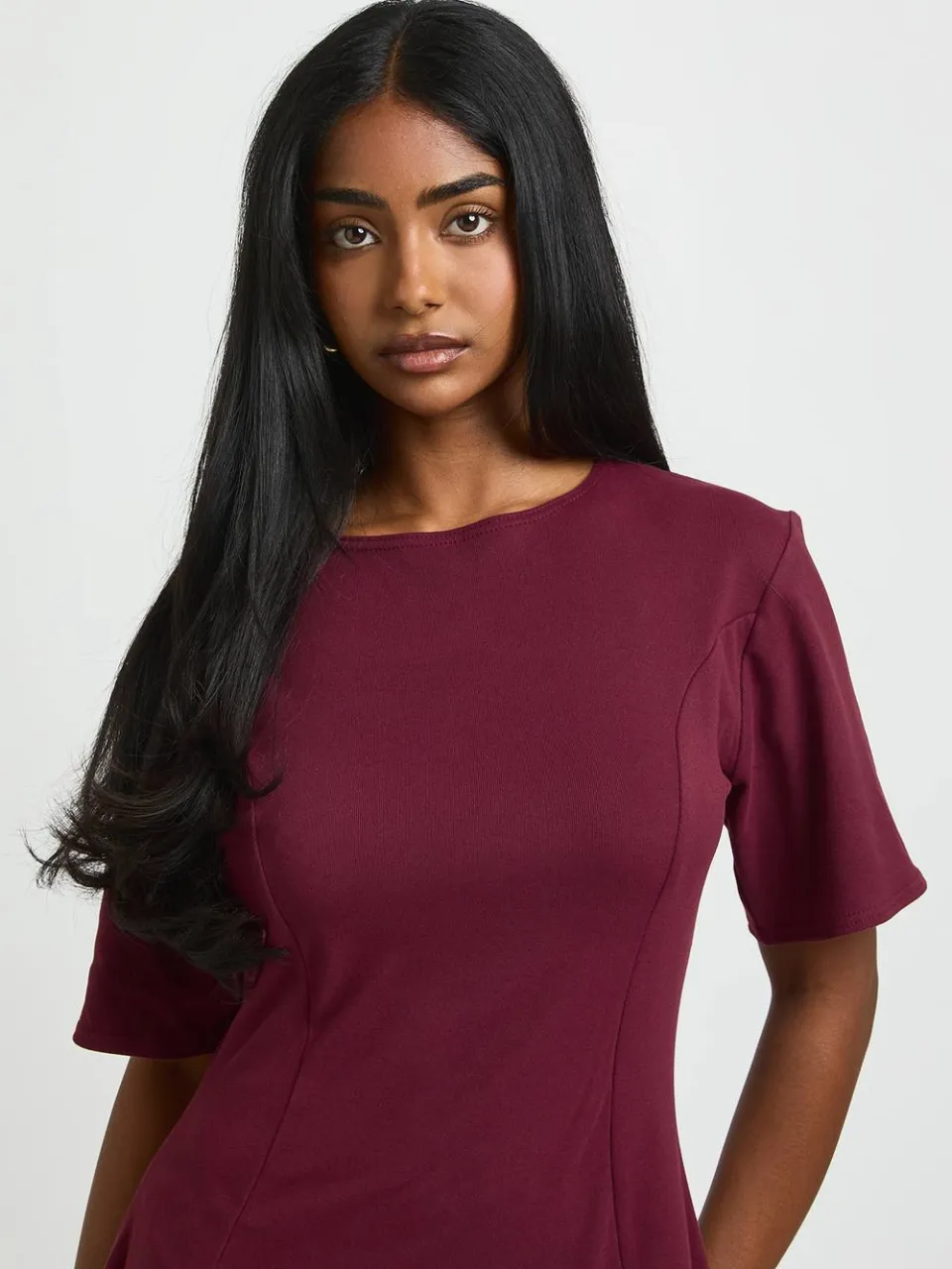 boohoo Dames Basic Supersoft Korte Mouw Skater Jurk bordeaux rood, foto 3
