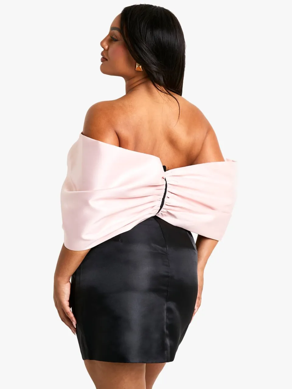 boohoo Dames Plus Taffeta Bandeau Extreme Bow Shift Jurk zwart, foto 3