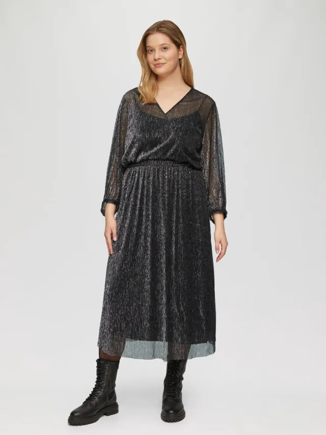 S.Oliver female - Lange jurk van mesh met glitterdraad en een gesmokt detail zwart