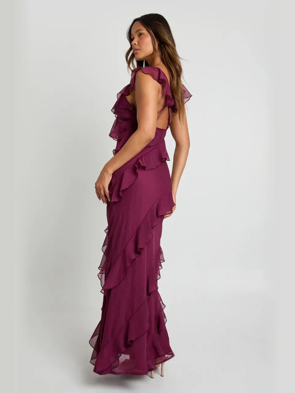 boohoo Dames Chiffon ruche bandjes maxi-jurk wijn, foto 3