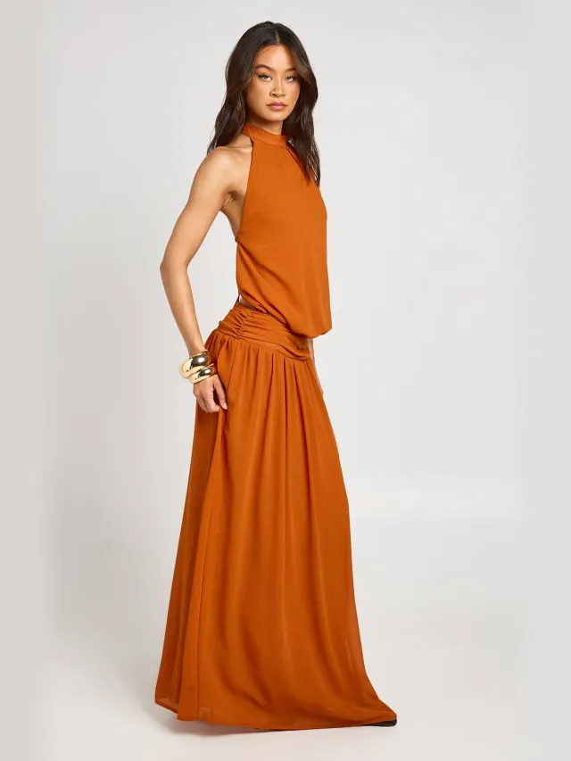 boohoo Dames Lange Chiffon Geplooid Lage Taille Halter Maxi Jurk roest, foto 2