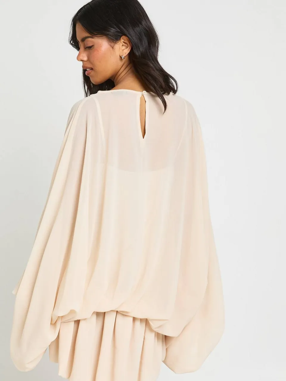 boohoo Dames Chiffon Cami Overlay Blouson Skater Jurk zand, foto 2