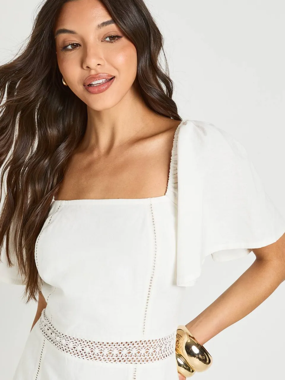 boohoo Dames Mini Jurk Met Haakwerk Detail En Linnen Look crème, foto 4