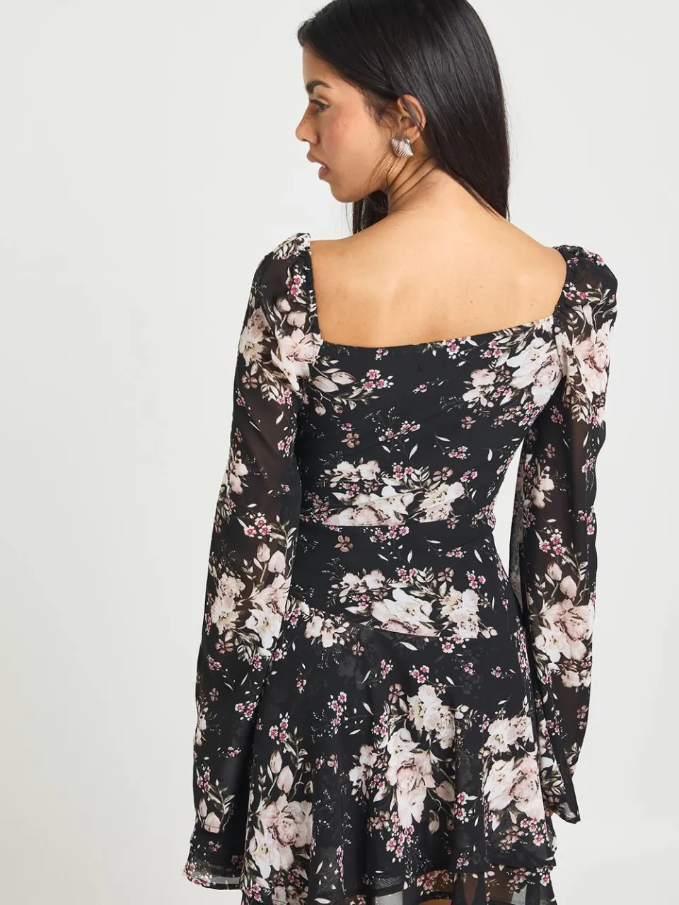 boohoo Dames Bloemenprint Gerimpelde Sweetheart Geplooide Skater Jurk zwart, foto 3